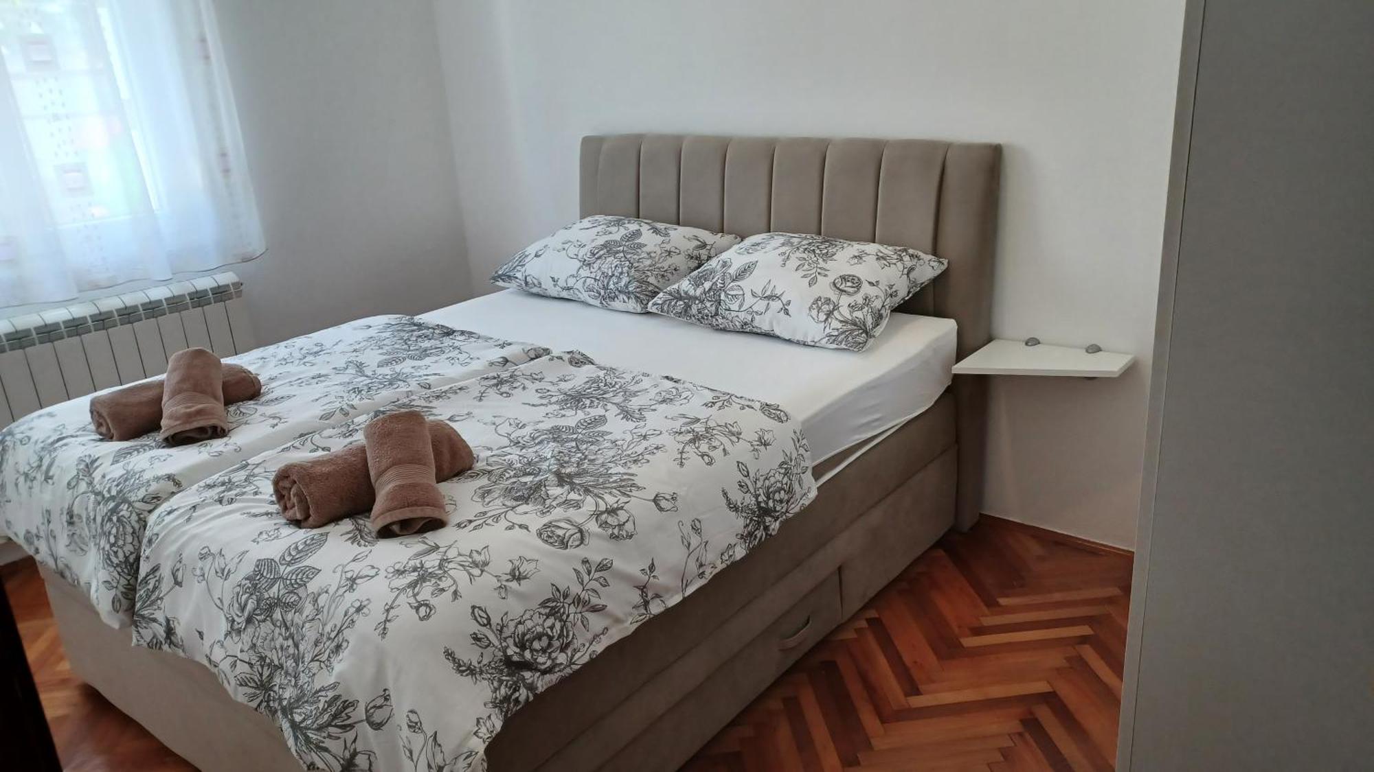 Apartments Villa Adamovic Umag Eksteriør bilde