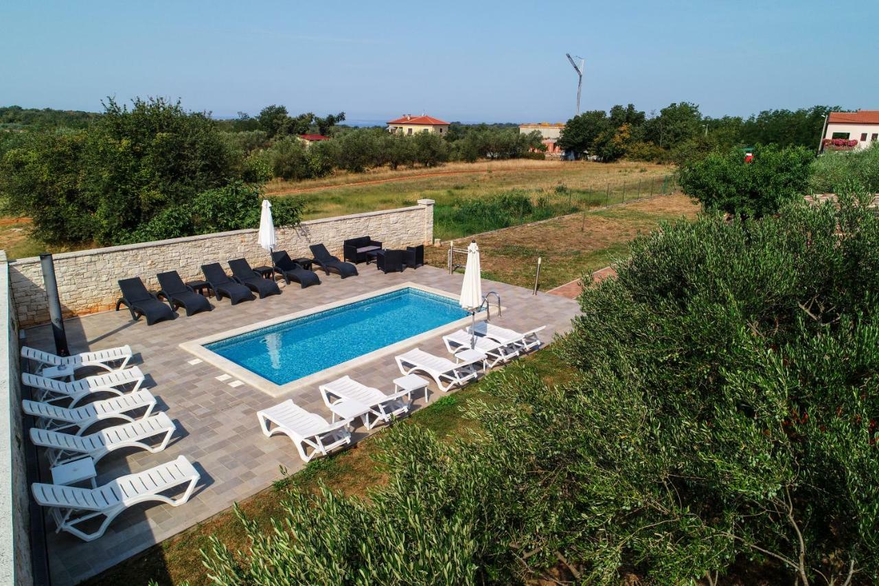 Apartments Villa Adamovic Umag Eksteriør bilde