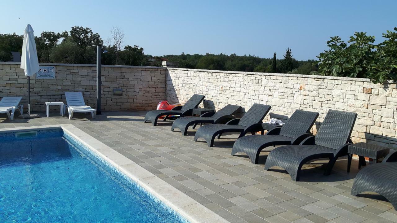 Apartments Villa Adamovic Umag Eksteriør bilde