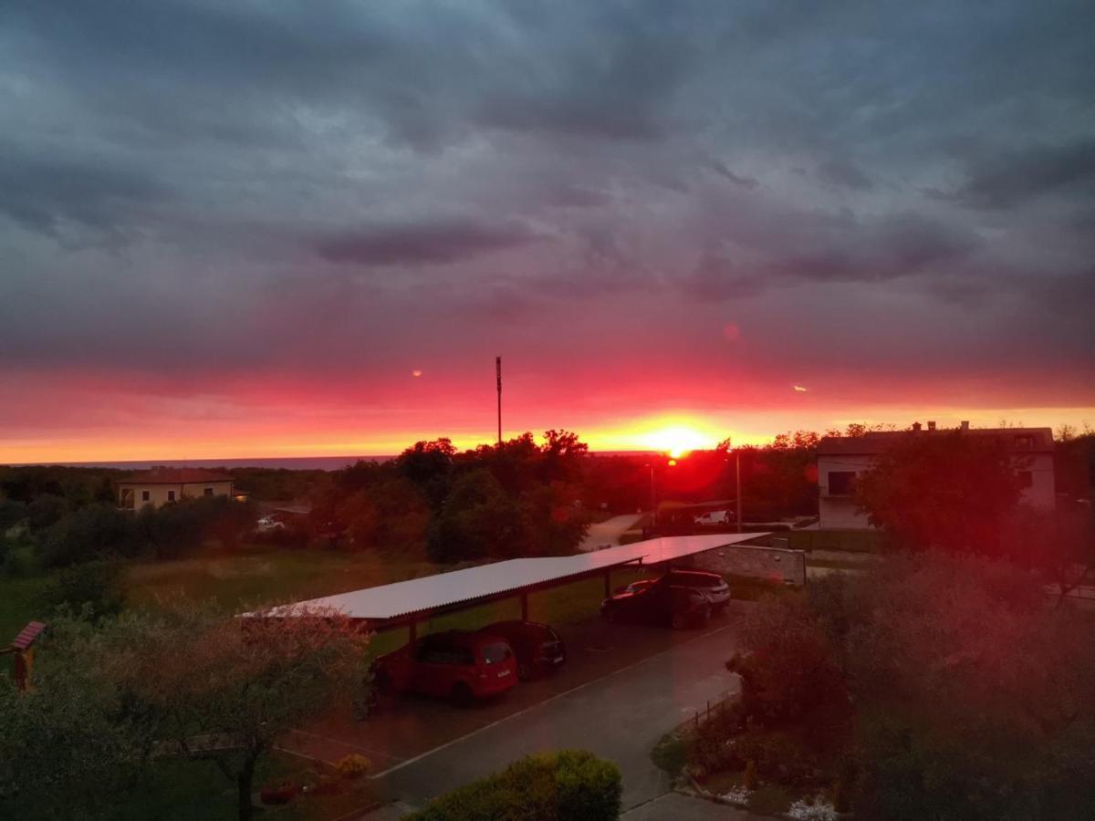 Apartments Villa Adamovic Umag Eksteriør bilde